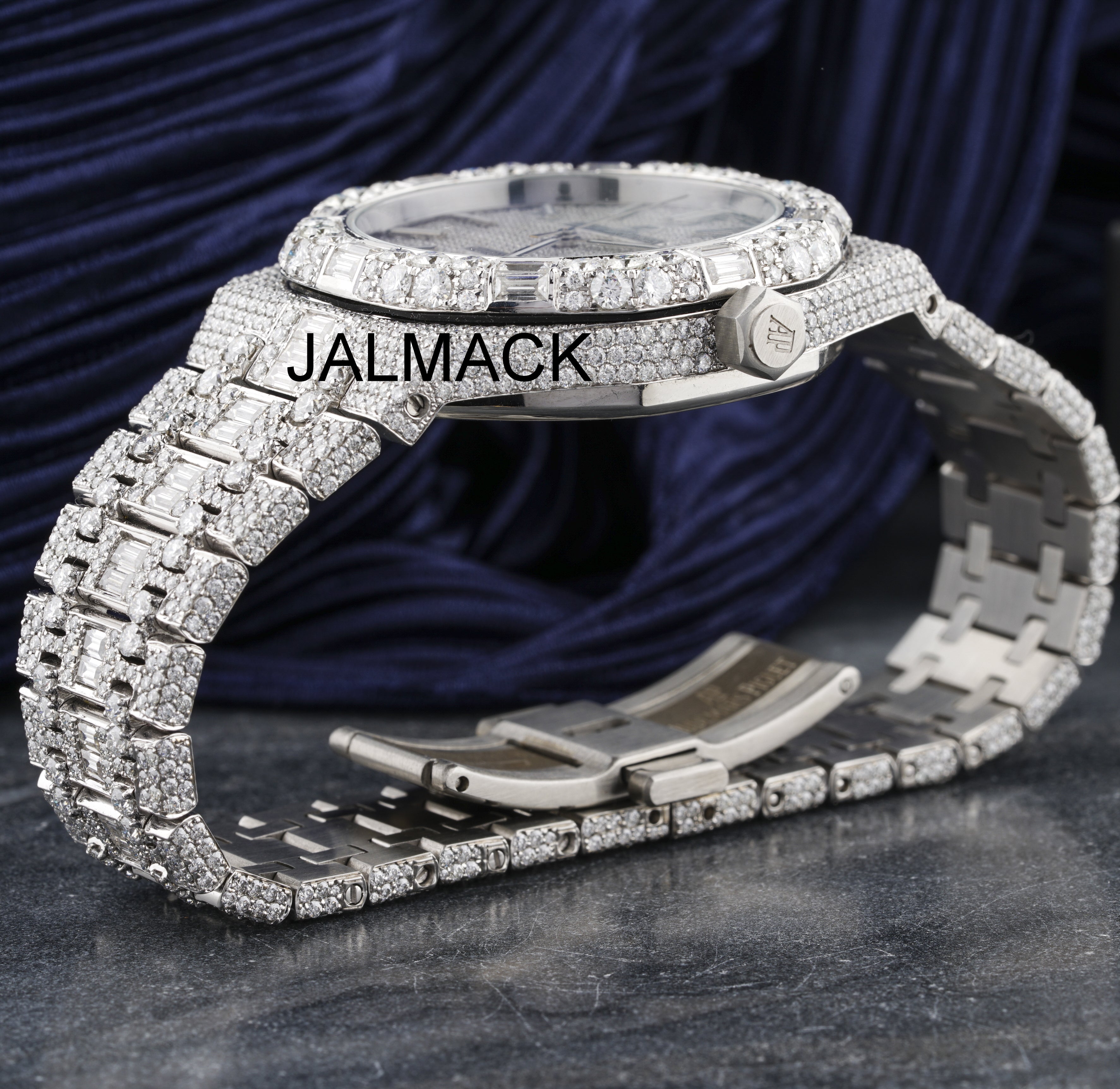VVS Moissanite Diamond Watch, Customized Moissanite Studded Watch