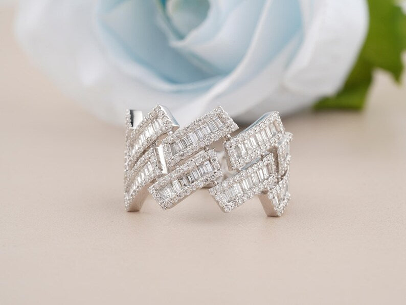 10K Solid White Gold Plated Moissanite Diamond Hip hop Ring - Gold Pave Setting Diamond Link Ring for men's Hip hop fashion