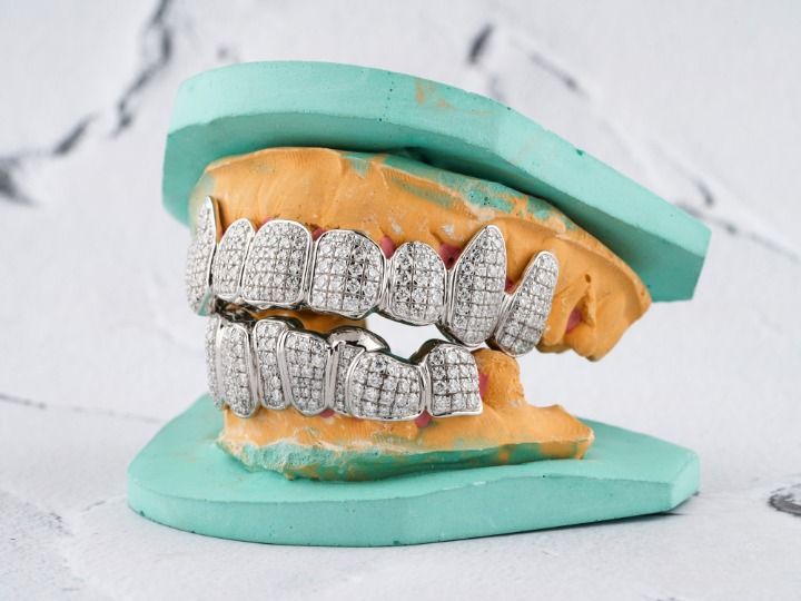 Iced Out Moissanite Diamond Grillz - Silver and Gold Teeth Grillz, 8 top & 8 bottom Hip Hop Rapper Grillz